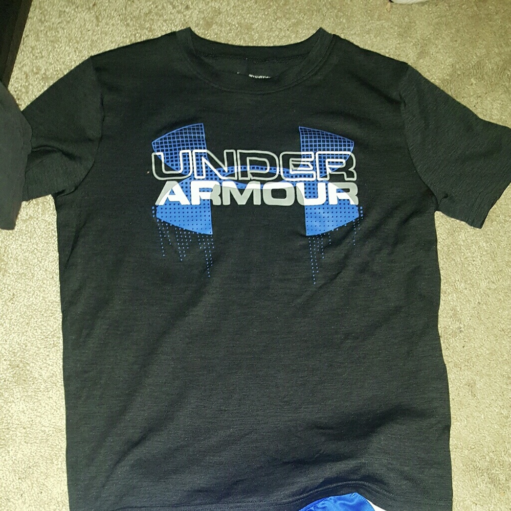 Under armour outfit top medium bottoms small